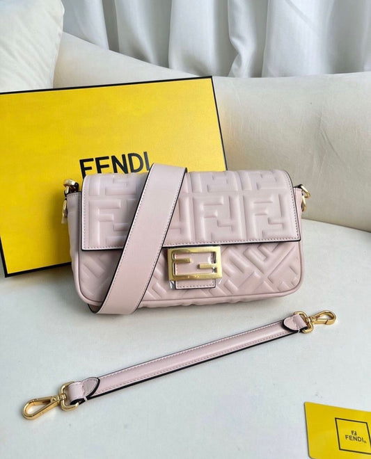 FENDI Baguette